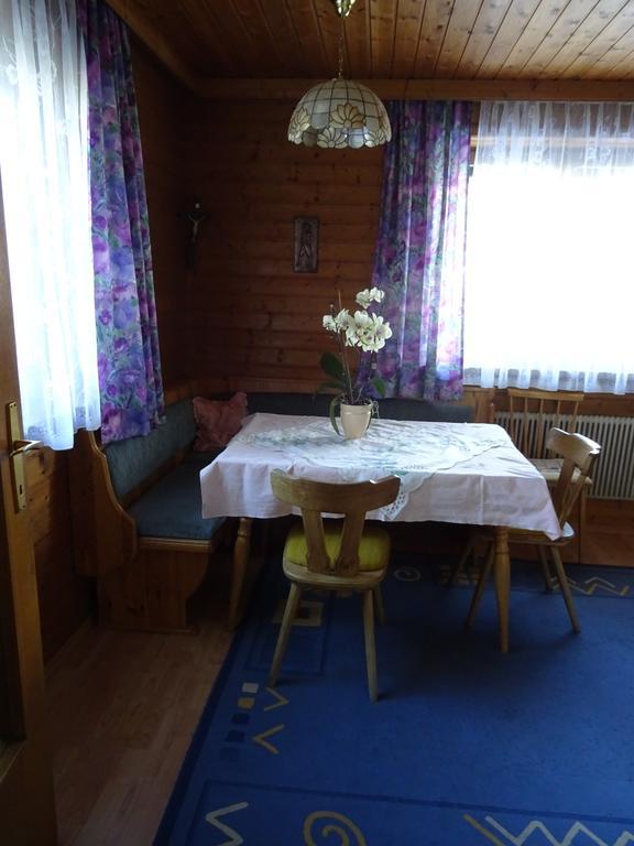 Ferienwohnung Traudl Singer Innsbruck Habitación foto